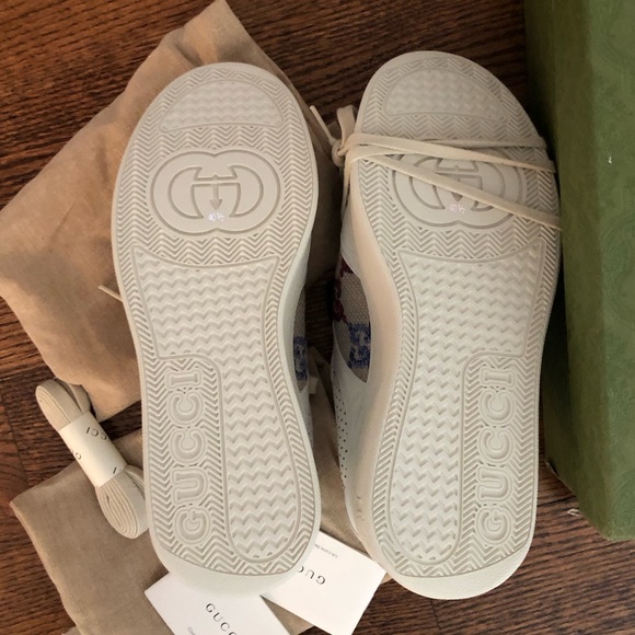 Gucci Size 40.5 Women's GG Logo Platform Low Top Sneakers size 10 us - Picture 10 of 12